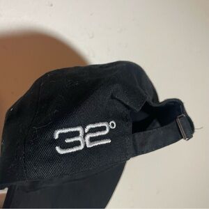 32° baseball hat